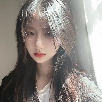 你好,我叫多蕾丝